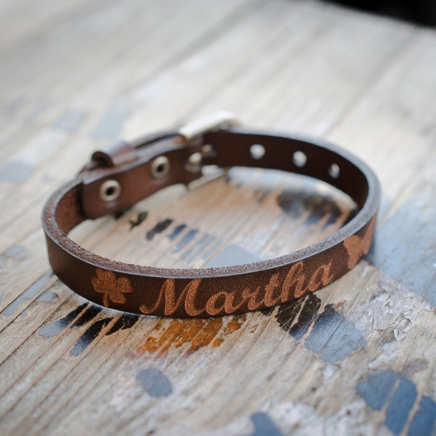 Lederarmband mit Gravur Schnalle schmal