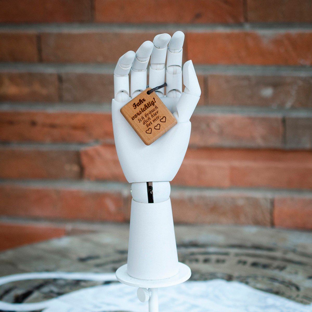 Schlüsselanhänger Hand