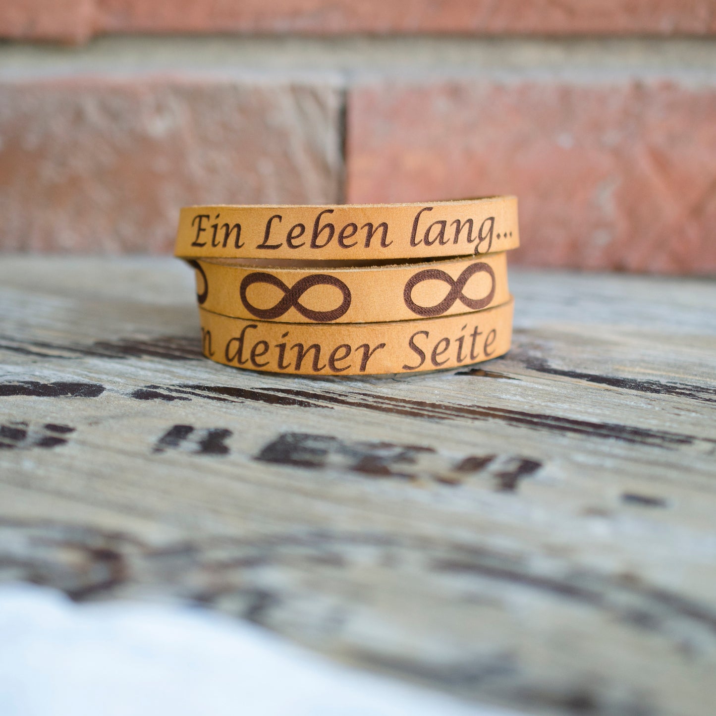 Lederarmband Gravur Schnalle Wickelarmband