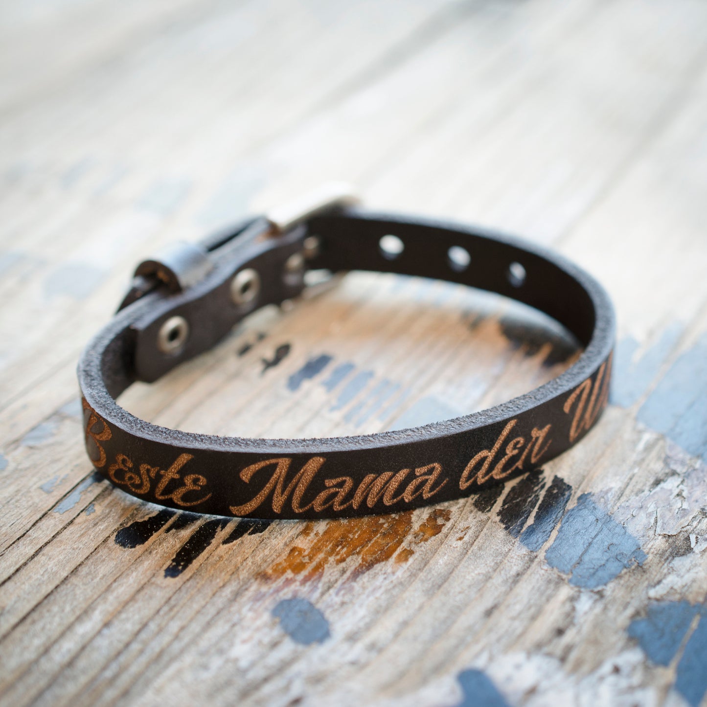 Lederarmband mit Gravur Schnalle schmal