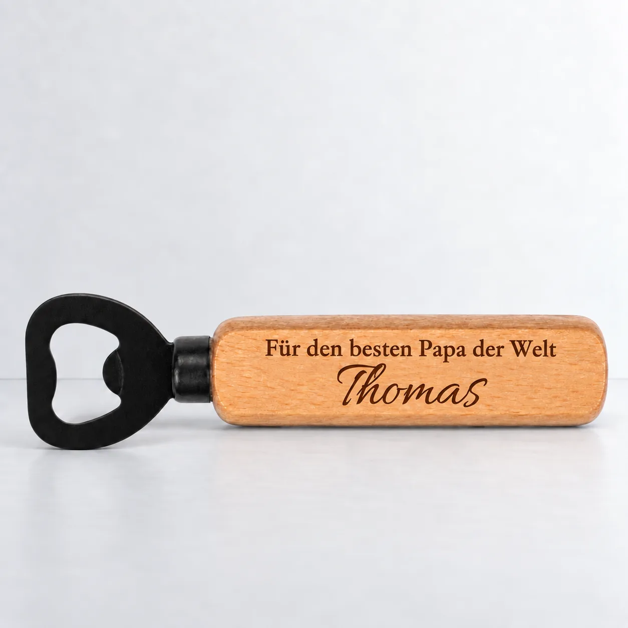 Personalisierter Holz-Flaschenöffner mit Gravur – Für Papa – Produktansicht