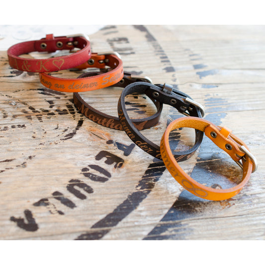 Lederarmband mit Gravur Schnalle schmal
