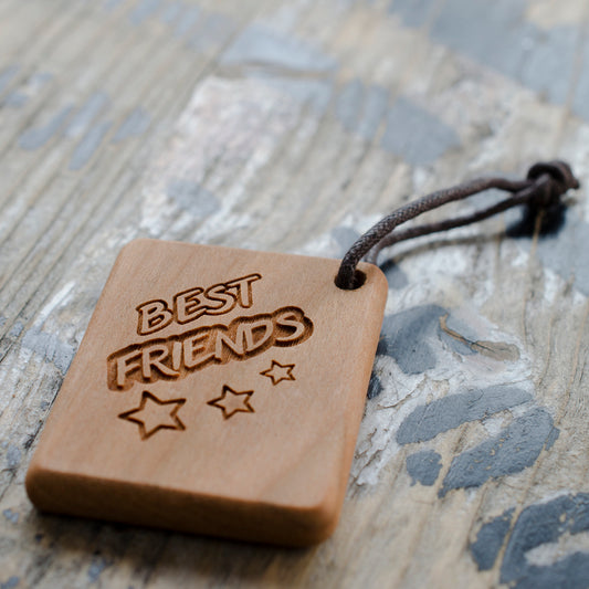 Holz Schlüsselanhänger mit BEST FRIENDS graviert Anhänger Gravur